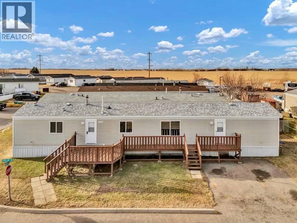 Mobile Home for rent: 57 Maple Drive W, Brooks, Alberta T1R 1J2