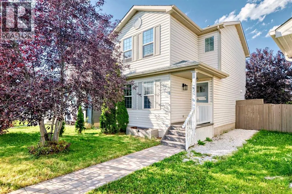 House for rent: 57 Martinvalley Way Ne, Calgary, Alberta T3J 4A2