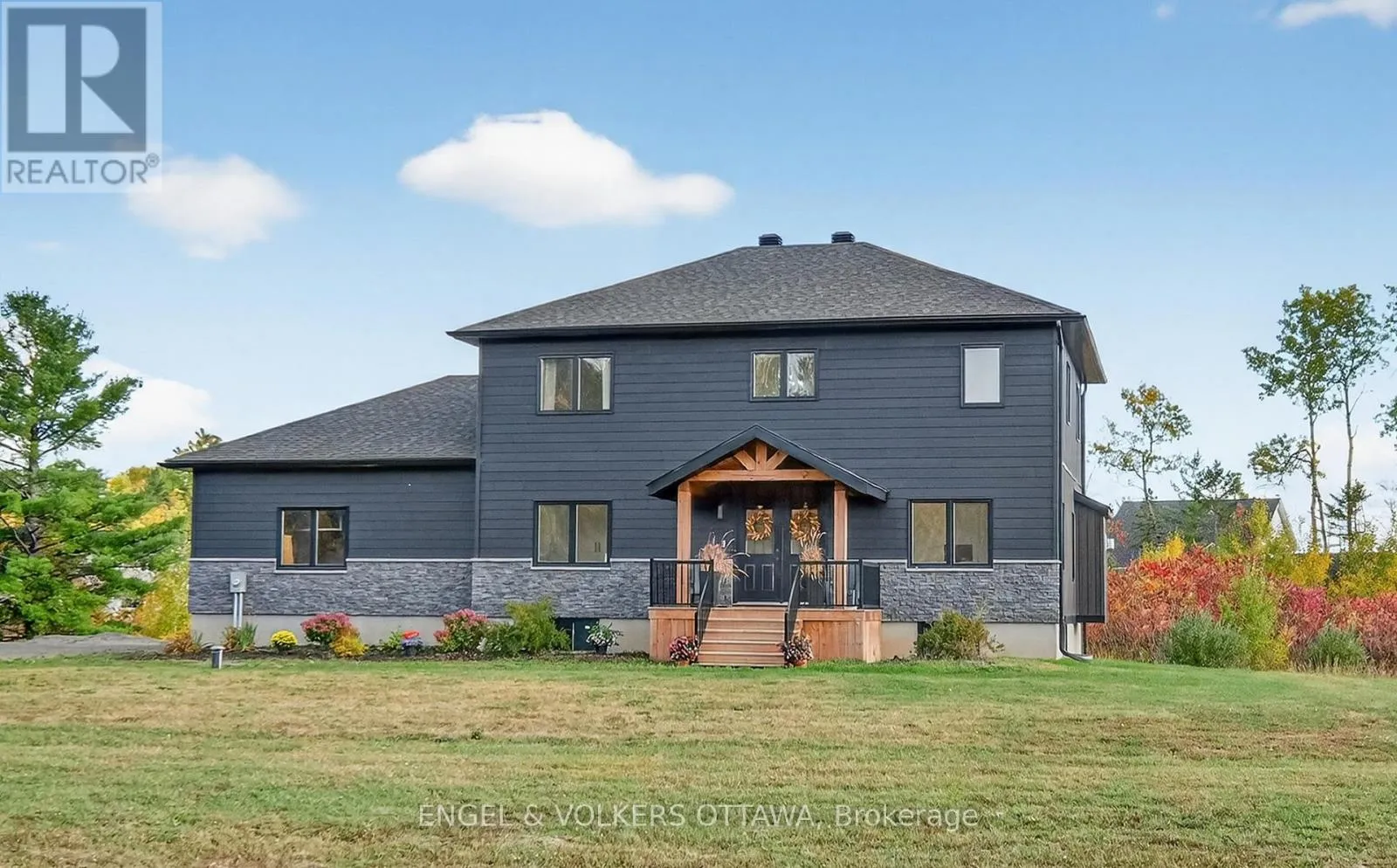 House for rent: 57 Paul A. Bertrand Drive, McNab/Braeside, Ontario K7S 3G8