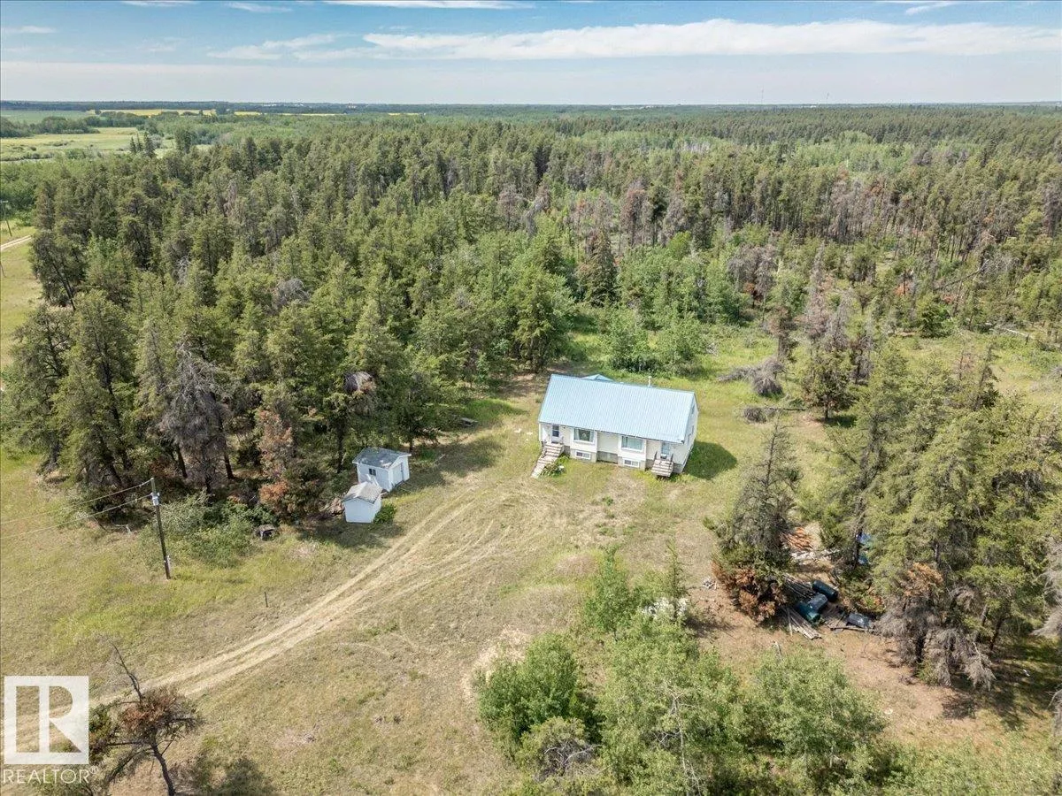 House for rent: 57021 Rge Road 213, Rural Sturgeon County, Alberta T0A 2W0