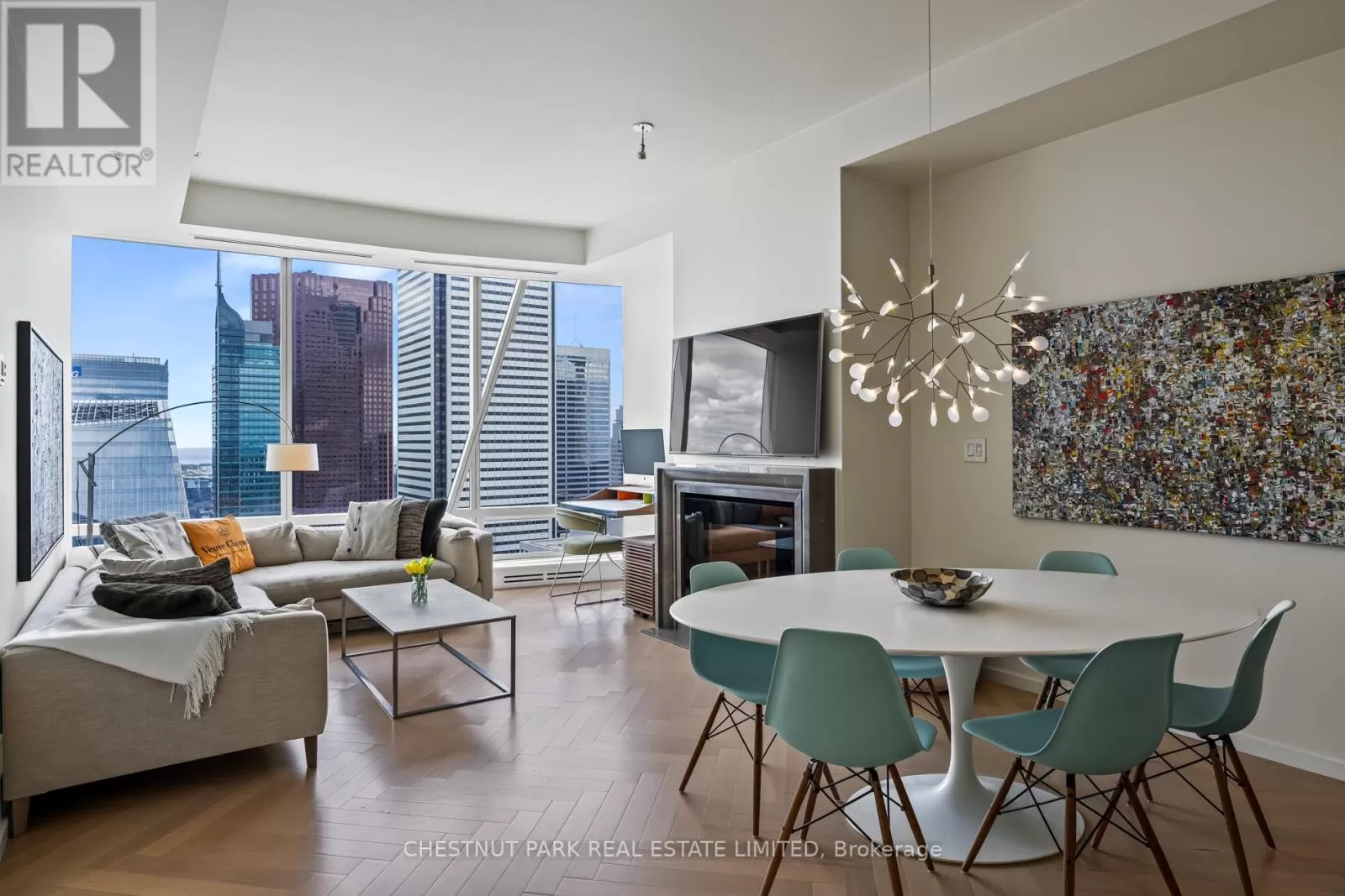 Apartment for rent: 5707 - 180 University Avenue, Toronto, Ontario M5H 0A2