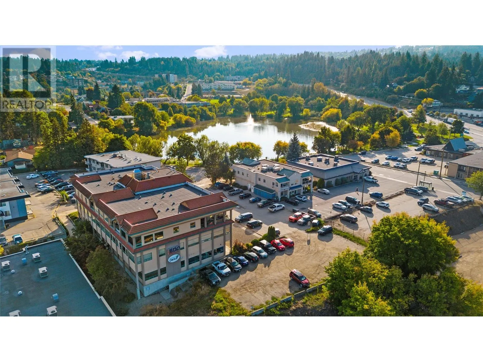 Residential Commercial Mix for rent: 571 6 Street Ne Unit# 203, Salmon Arm, British Columbia V1E 1R6