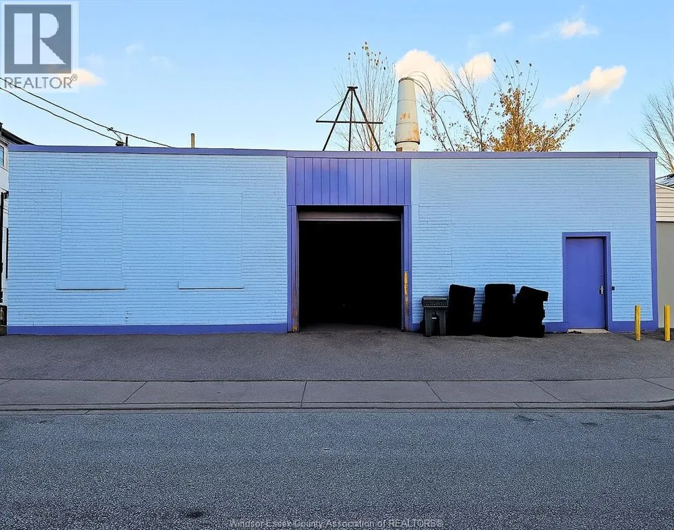 572 Pierre Avenue, Windsor, Ontario N9A 2K2