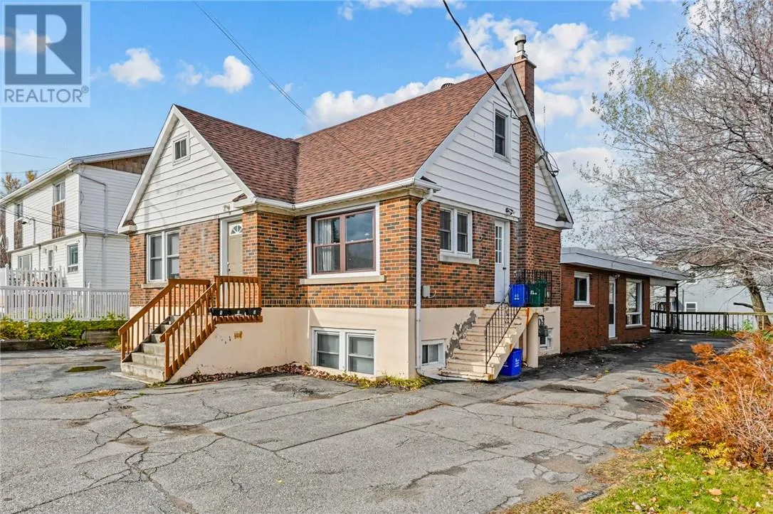 574 Elm, Greater Sudbury, Ontario P3C 1W6