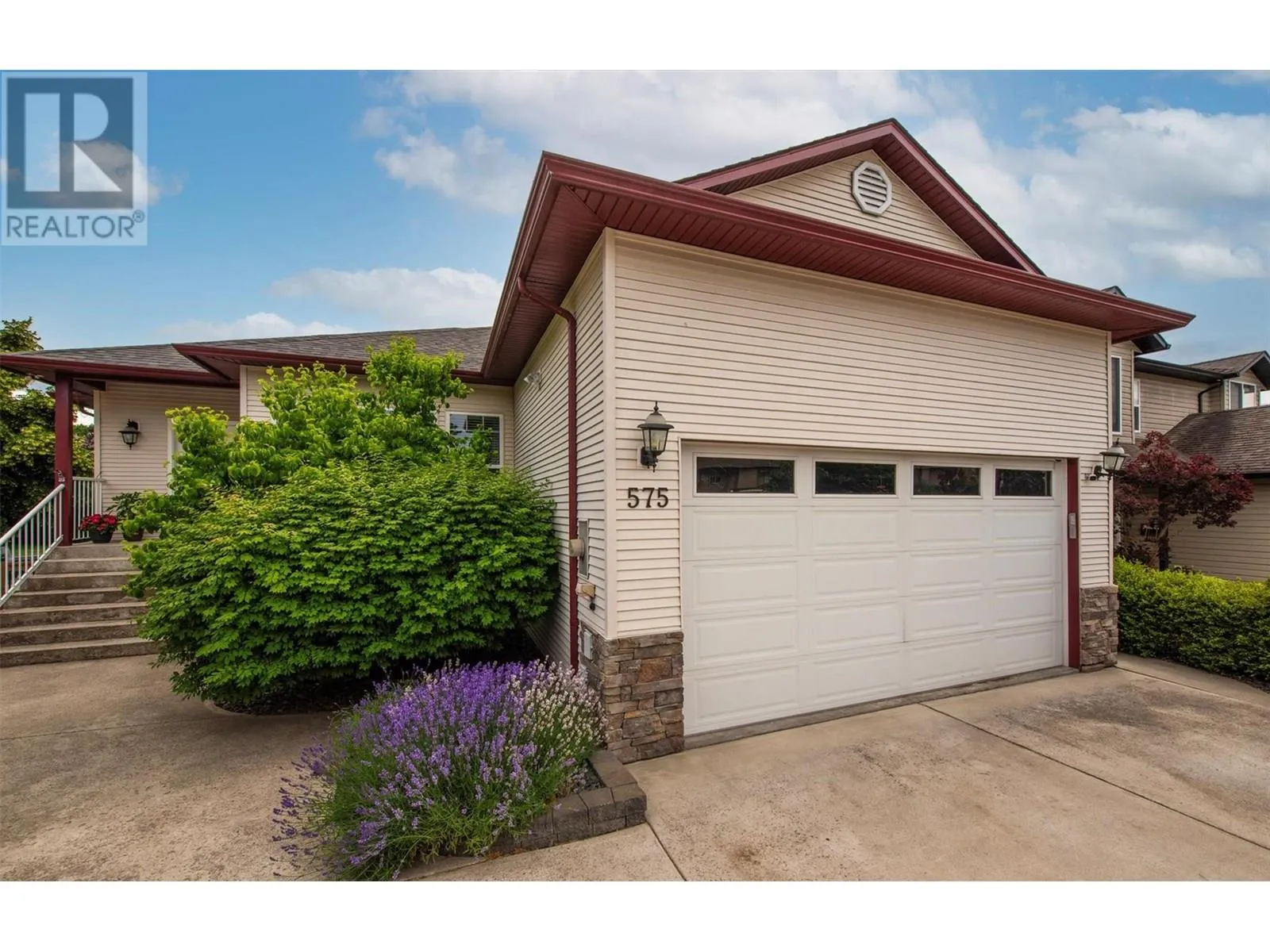 House for rent: 575 Galbraith Court, Kelowna, British Columbia V1X 7Z9