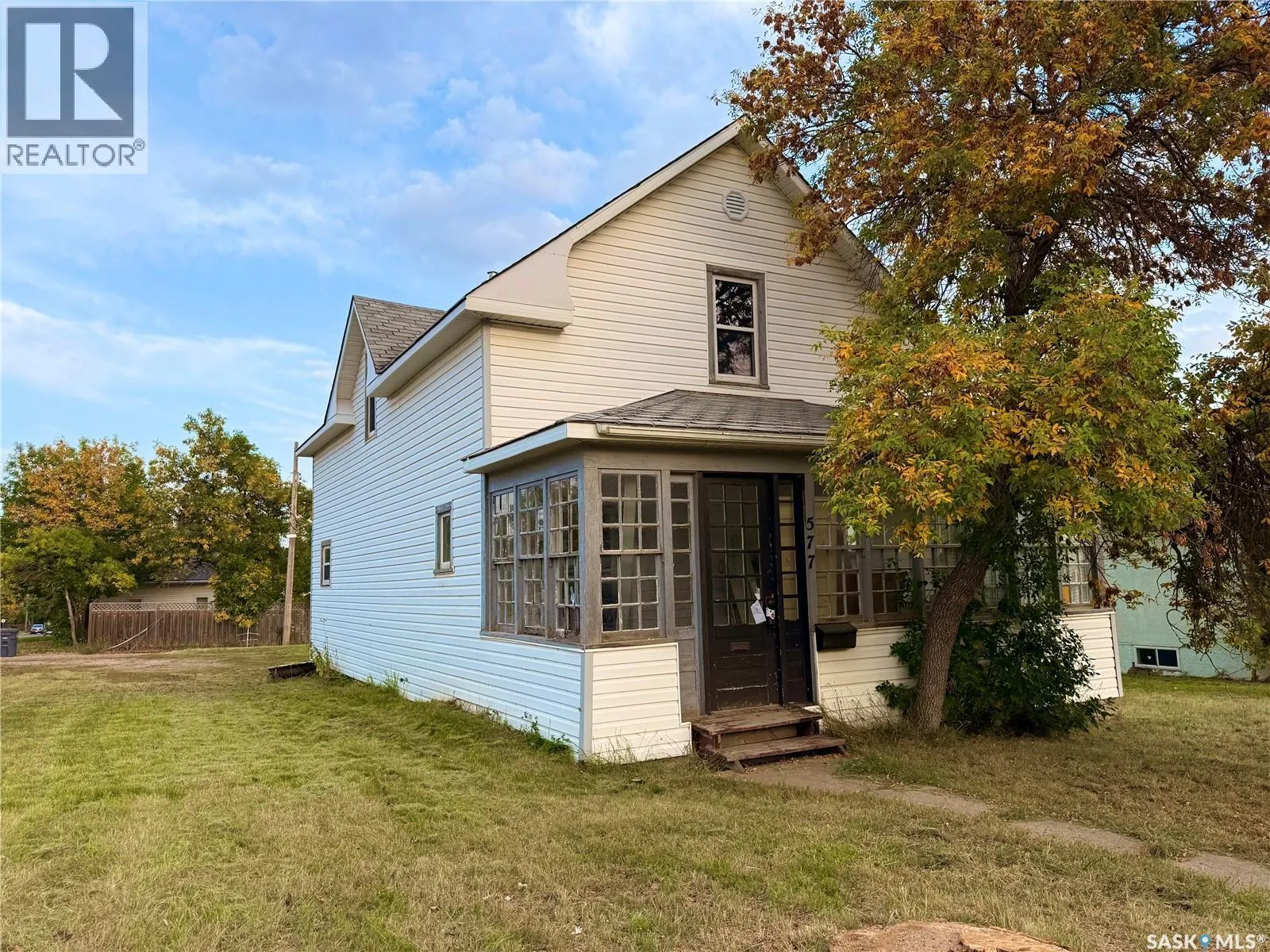 House for rent: 577 Central Avenue N, Swift Current, Saskatchewan S9H 0L8