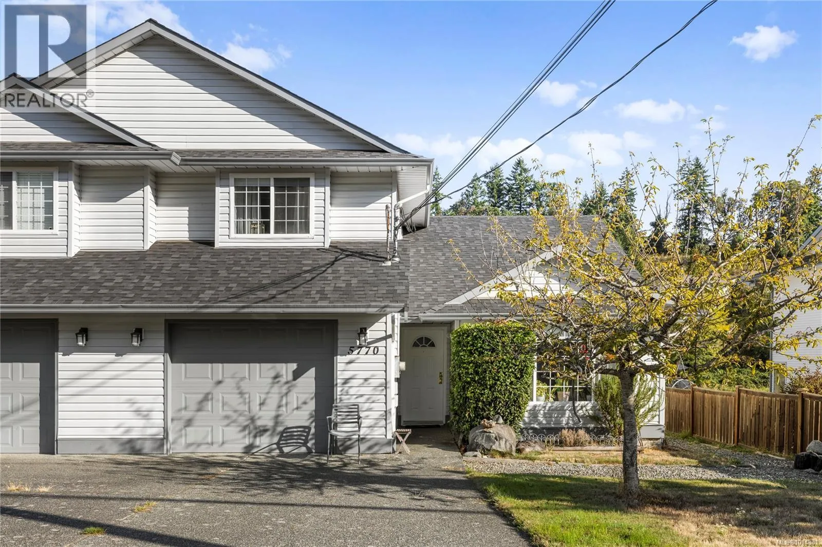 Duplex for rent: 5770 Brookwood Dr, Nanaimo, British Columbia V9T 5P2