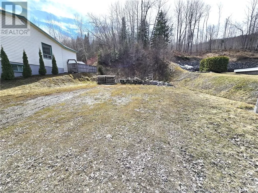 578 Canada Road, Edmundston, New Brunswick E3V 1W4