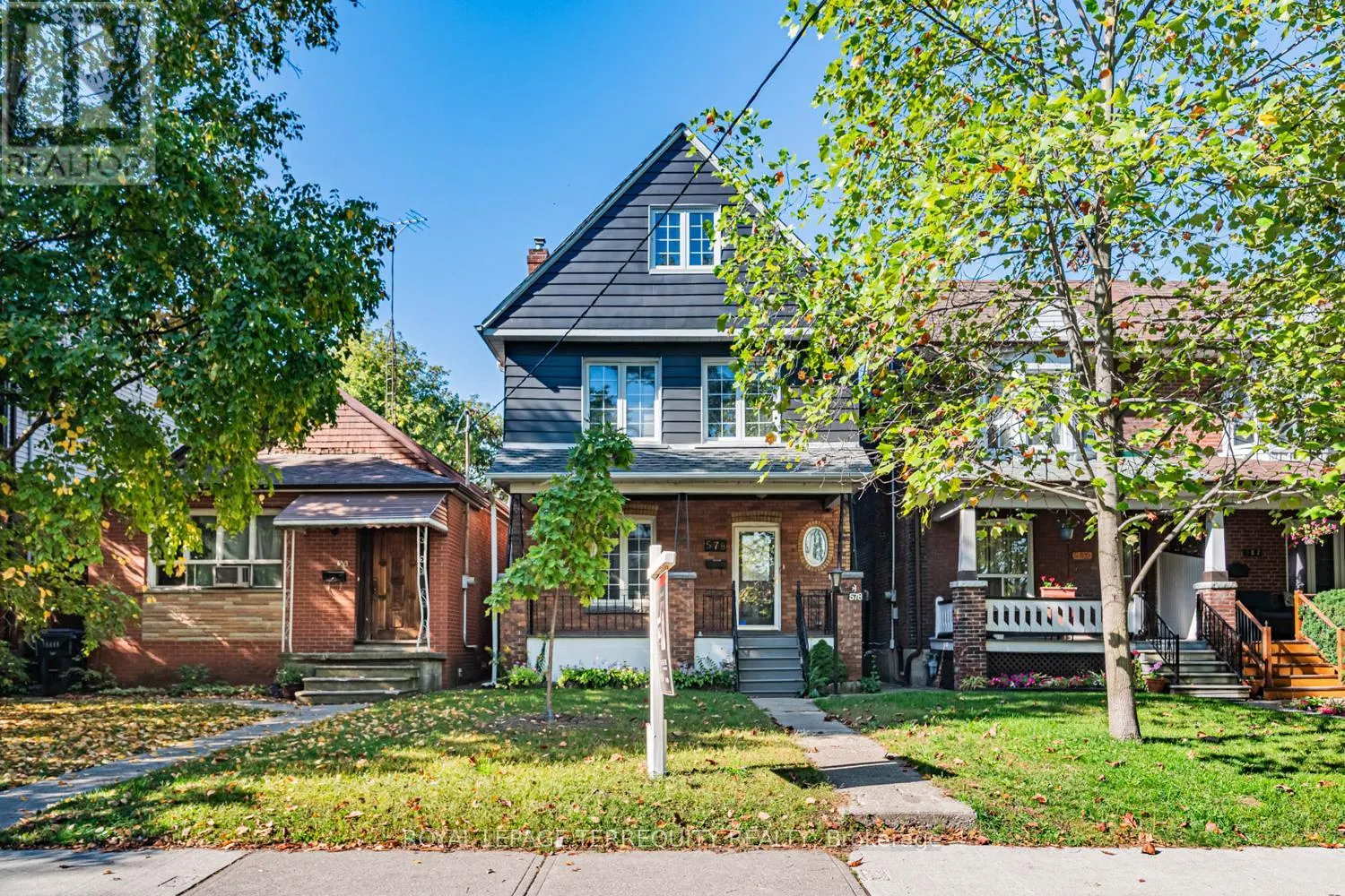 House for rent: 578 Durie Street, Toronto, Ontario M6S 3H1