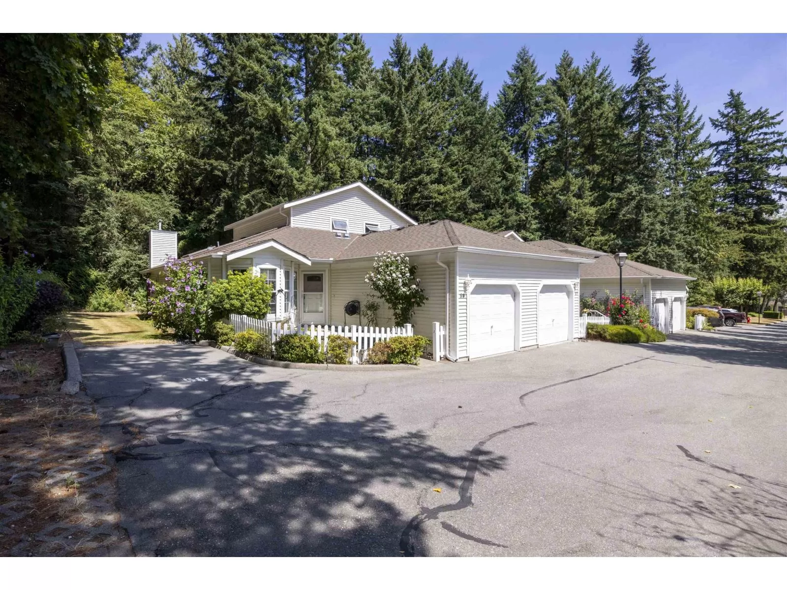 Row / Townhouse for rent: 58 6537 138 Street, Surrey, British Columbia V3W 0C6