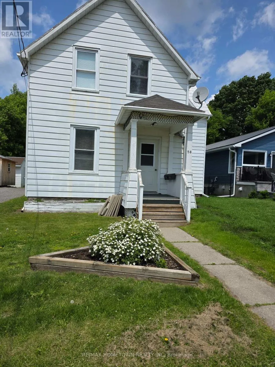 Duplex for rent: 58 Abbott Street, Brockville, Ontario K6V 4A6