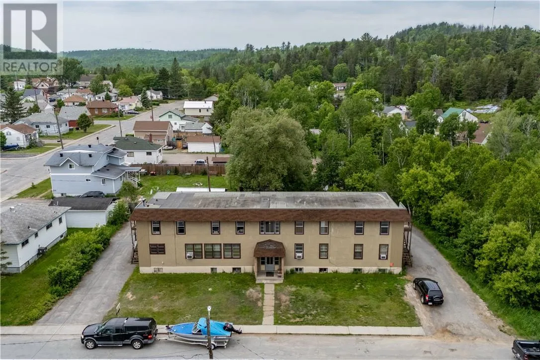 58 Cedar Street, Levack, Ontario P3E 1A5