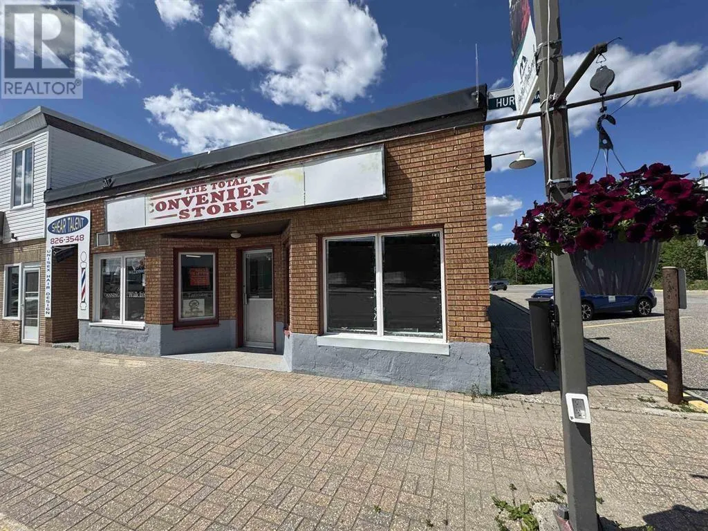 58 Huron Walk, Manitouwadge, Ontario P0T 2C0