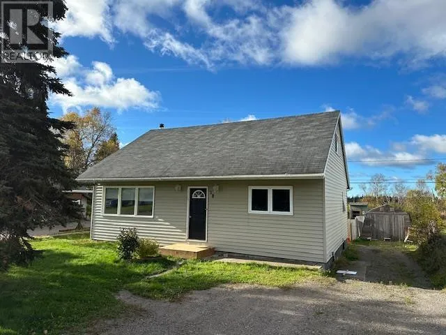 58 Lakeview Dr, Terrace Bay, Ontario P0T 2W0