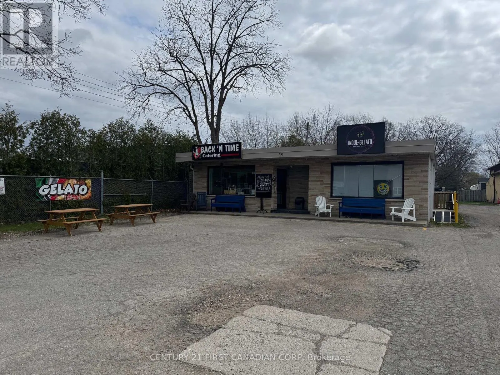 58 Ontario Street N, Lambton Shores, Ontario N0M 1T0