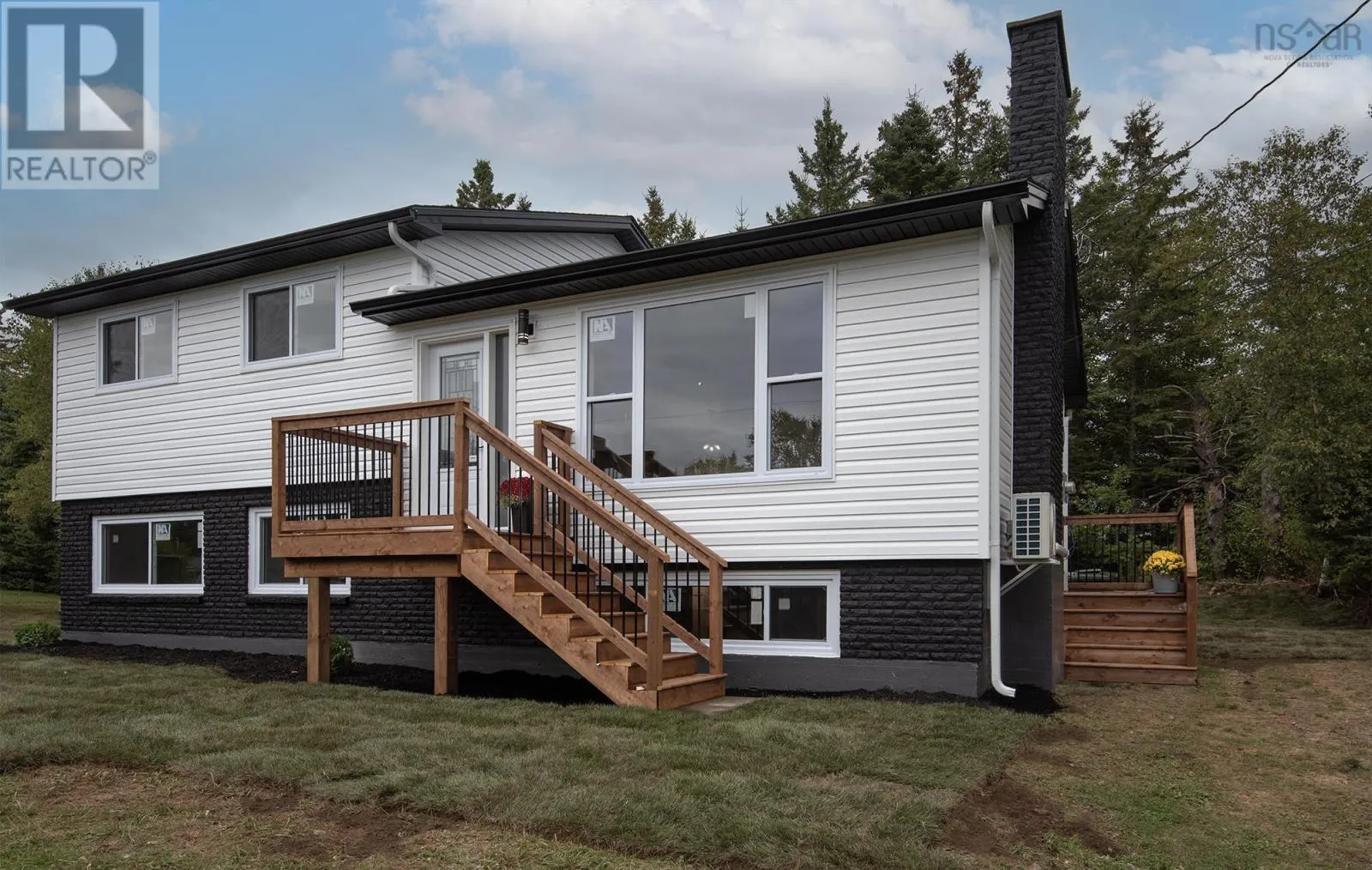 House for rent: 58 Parkcrest Drive, Lawrencetown, Nova Scotia B2Z 1M1