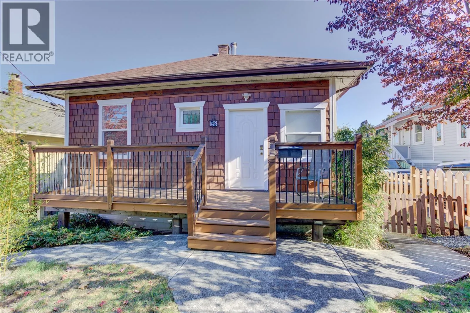 House for rent: 58 Pine St, Nanaimo, British Columbia V9R 2B2