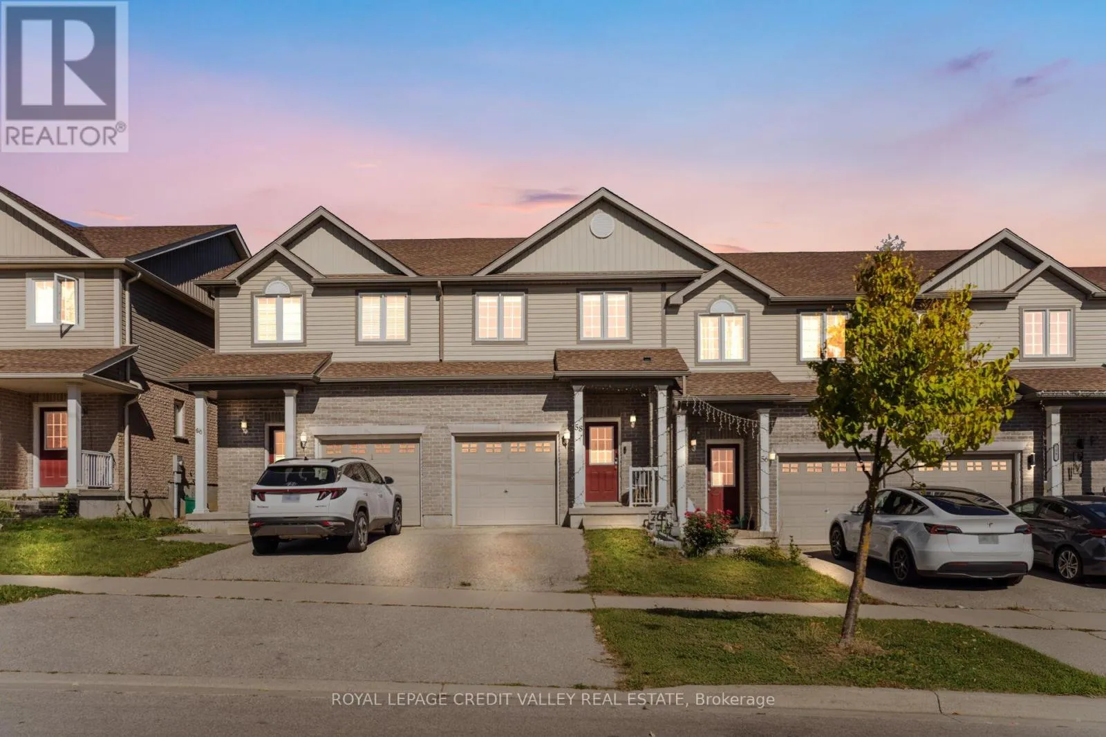 Row / Townhouse for rent: 58 Rockcliffe Drive, Kitchener, Ontario N2R 1W5