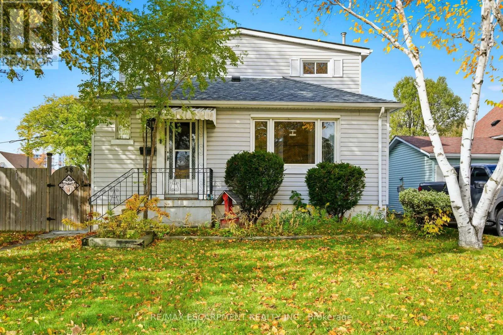 House for rent: 58 Seven Oaks Drive, Hamilton, Ontario L9A 4E2