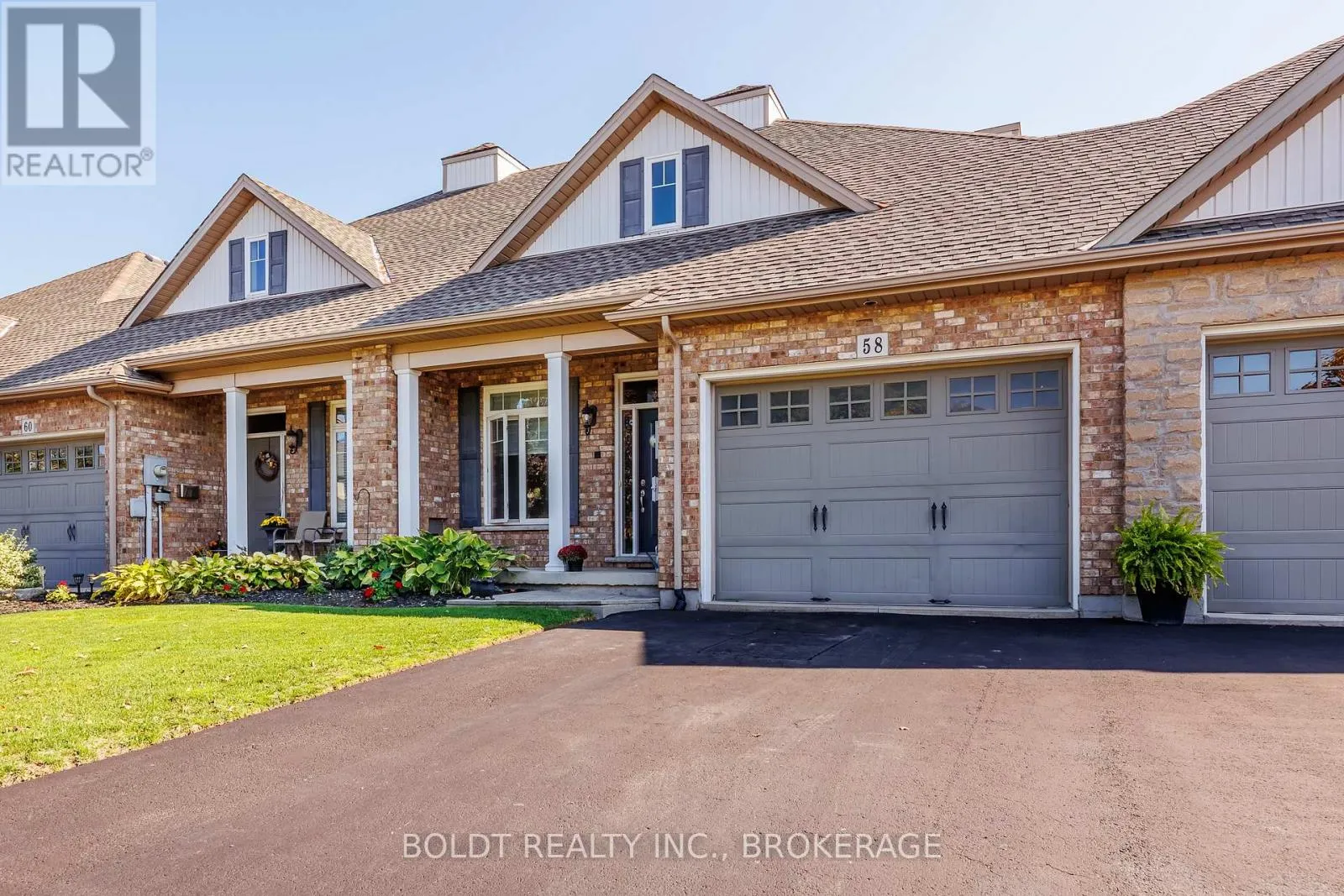 Row / Townhouse for rent: 58 Videl Crescent N, St. Catharines, Ontario L2W 0A3