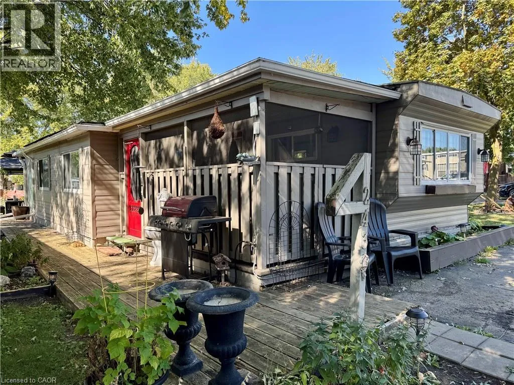 Mobile Home for rent: 580 Beaver Creek Road Unit# 243, Waterloo, Ontario N2J 3Z4