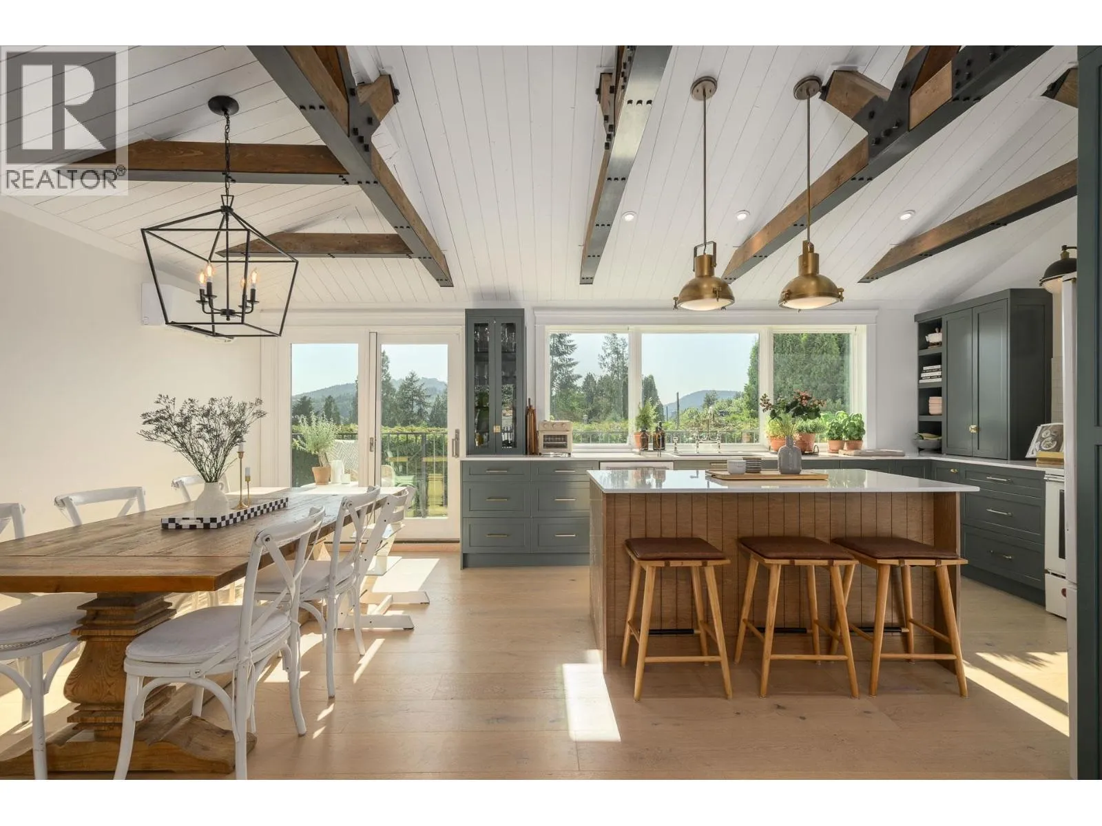 House for rent: 580 Ioco Road, Port Moody, British Columbia V3H 2W2