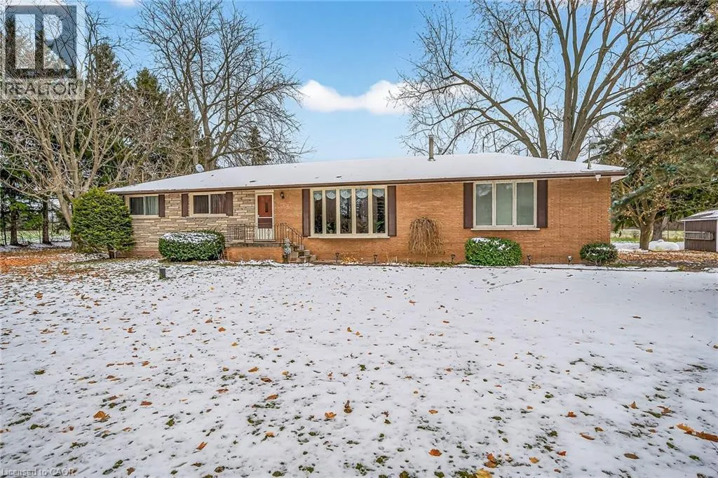 House for rent: 580 Woodhill Road, Flamborough, Ontario L0R 2B0