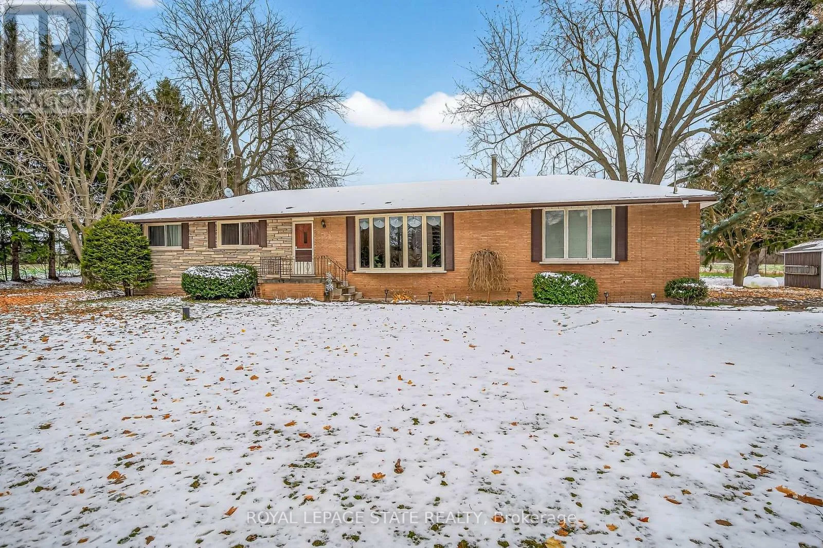 House for rent: 580 Woodhill Road, Hamilton, Ontario L0R 2B0