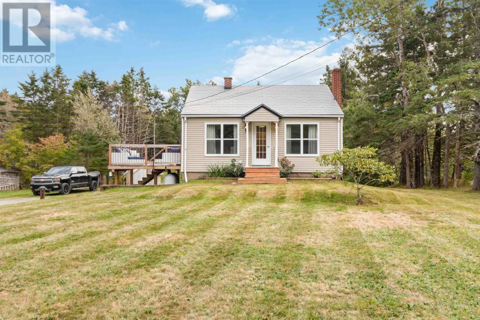 House for rent: 5808 Highway 7, Head Of Chezzetcook, Nova Scotia B3E 0G5