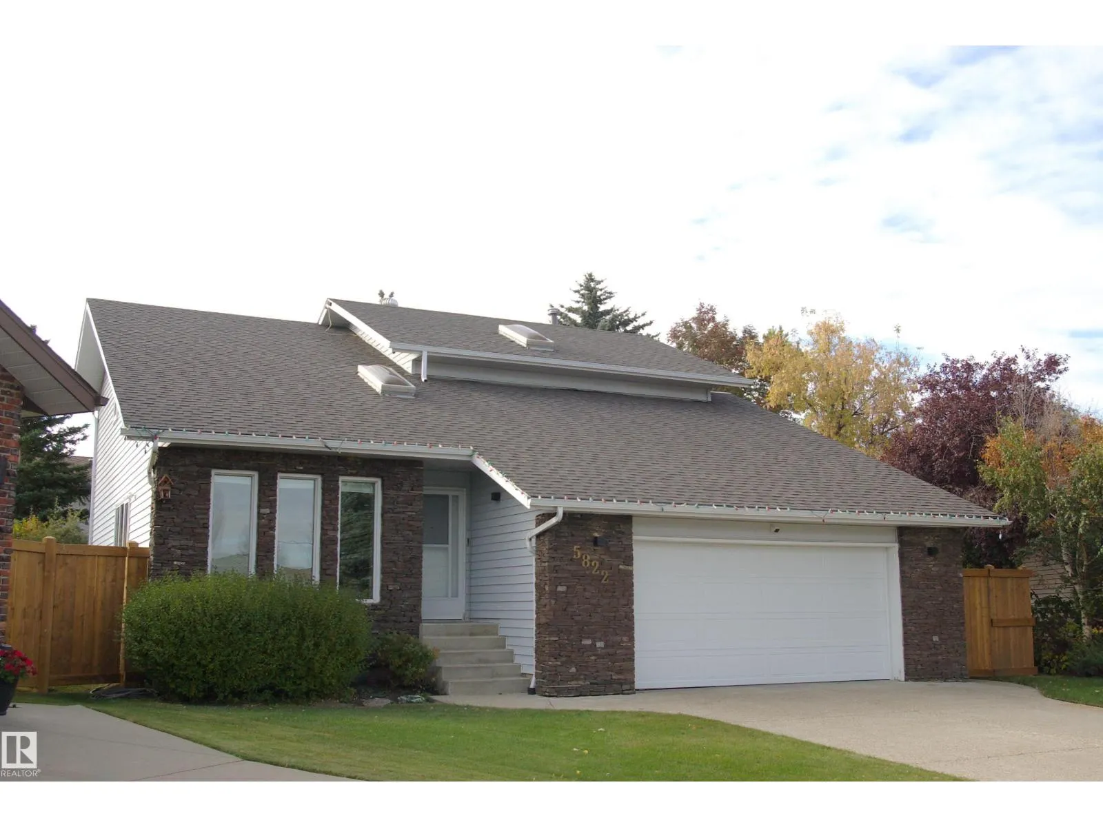 House for rent: 5822 181 St Nw, Edmonton, Alberta T6M 1V6