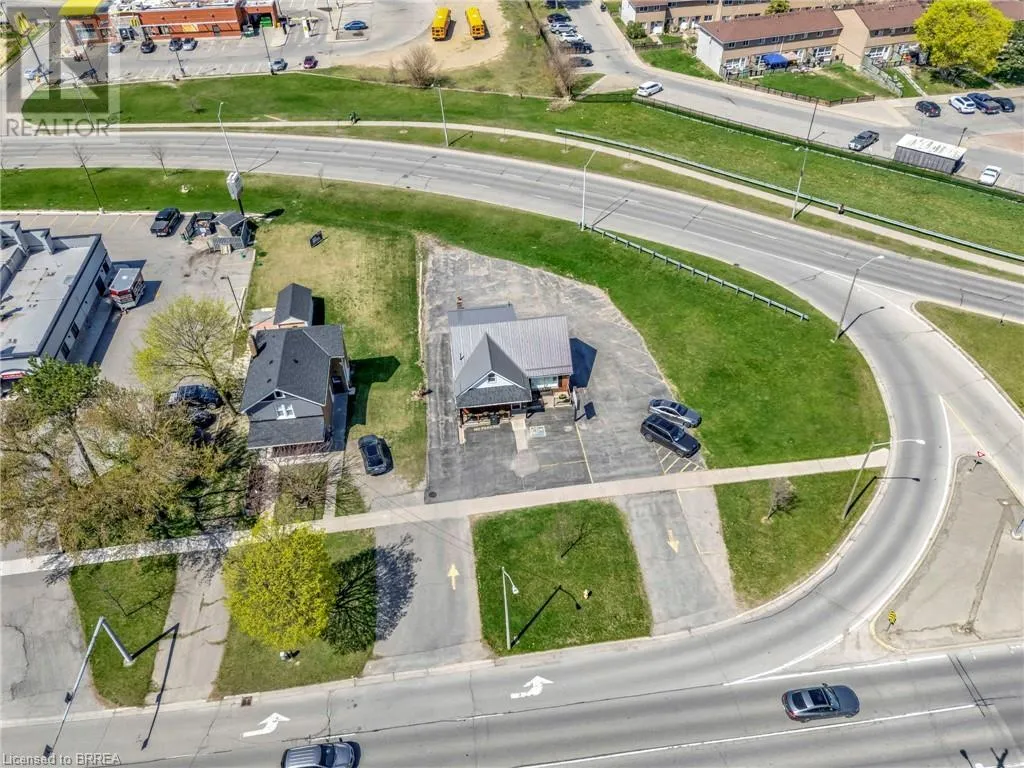 House for rent: 584 Colborne Street, Brantford, Ontario N3S 3P6