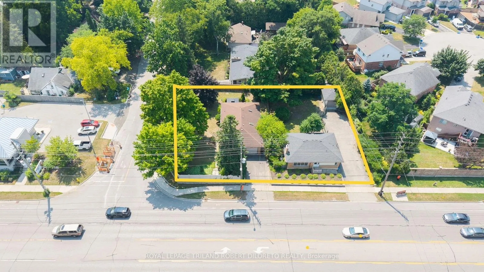 584 Wonderland Road N, London North, Ontario N6H 3E4