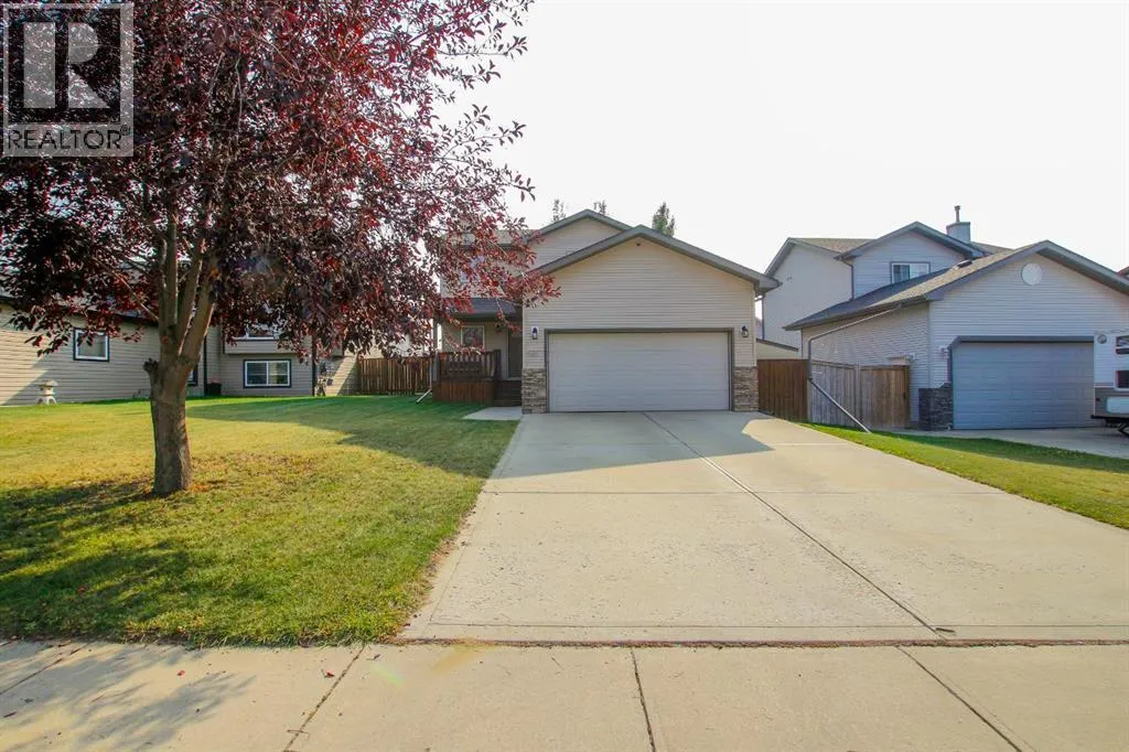 House for rent: 5857 Park Street, Blackfalds, Alberta T4M 0H1