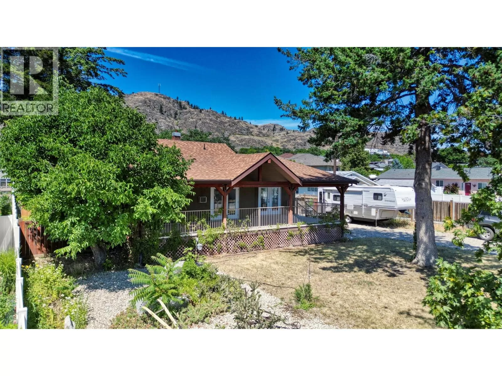 House for rent: 5870 Okanagan Street, Oliver, British Columbia V0H 1T0