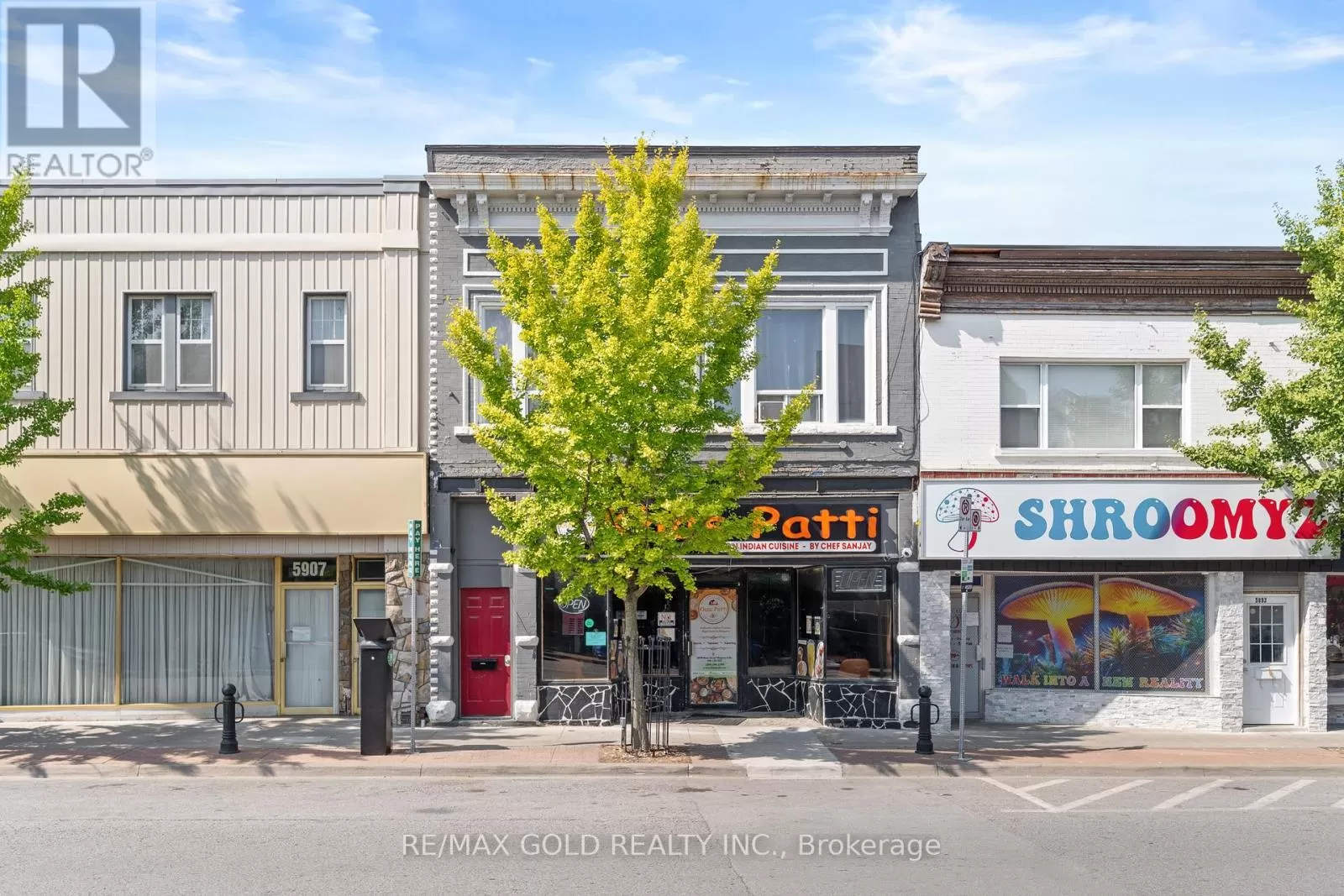 5899 Main Street, Niagara Falls, Ontario L2G 5Z7