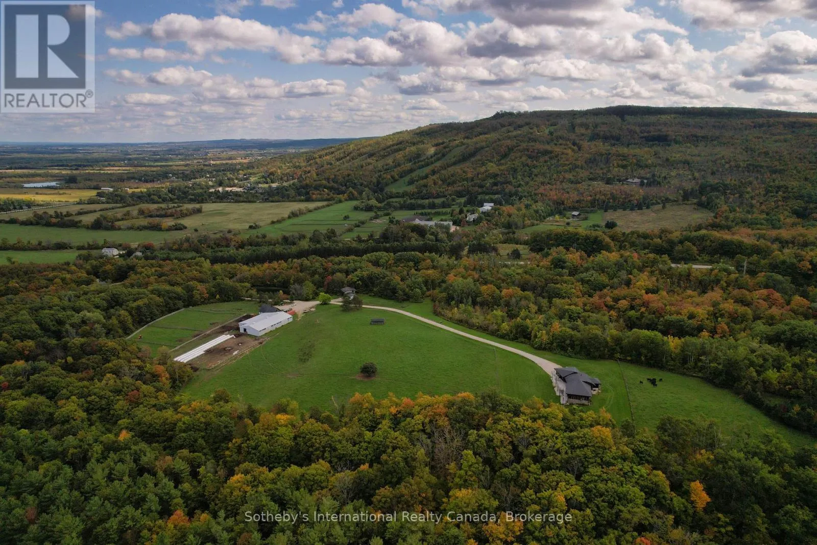 House for rent: 589903 Grey Road 19, Blue Mountains, Ontario L9Y 2L8