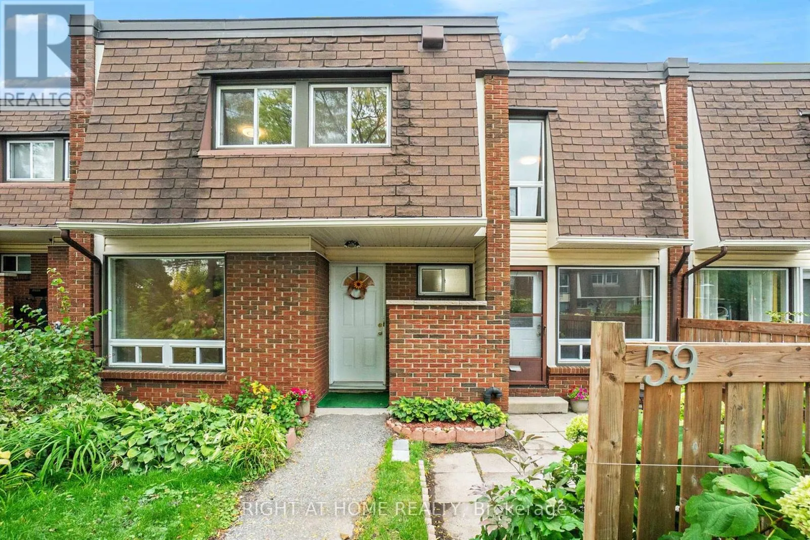 Row / Townhouse for rent: 59 - 2939 Fairlea Crescent, Ottawa, Ontario K1V 9A5