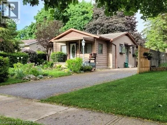 House for rent: 59 Canterbury Avenue, Stratford, Ontario N5A 4V8