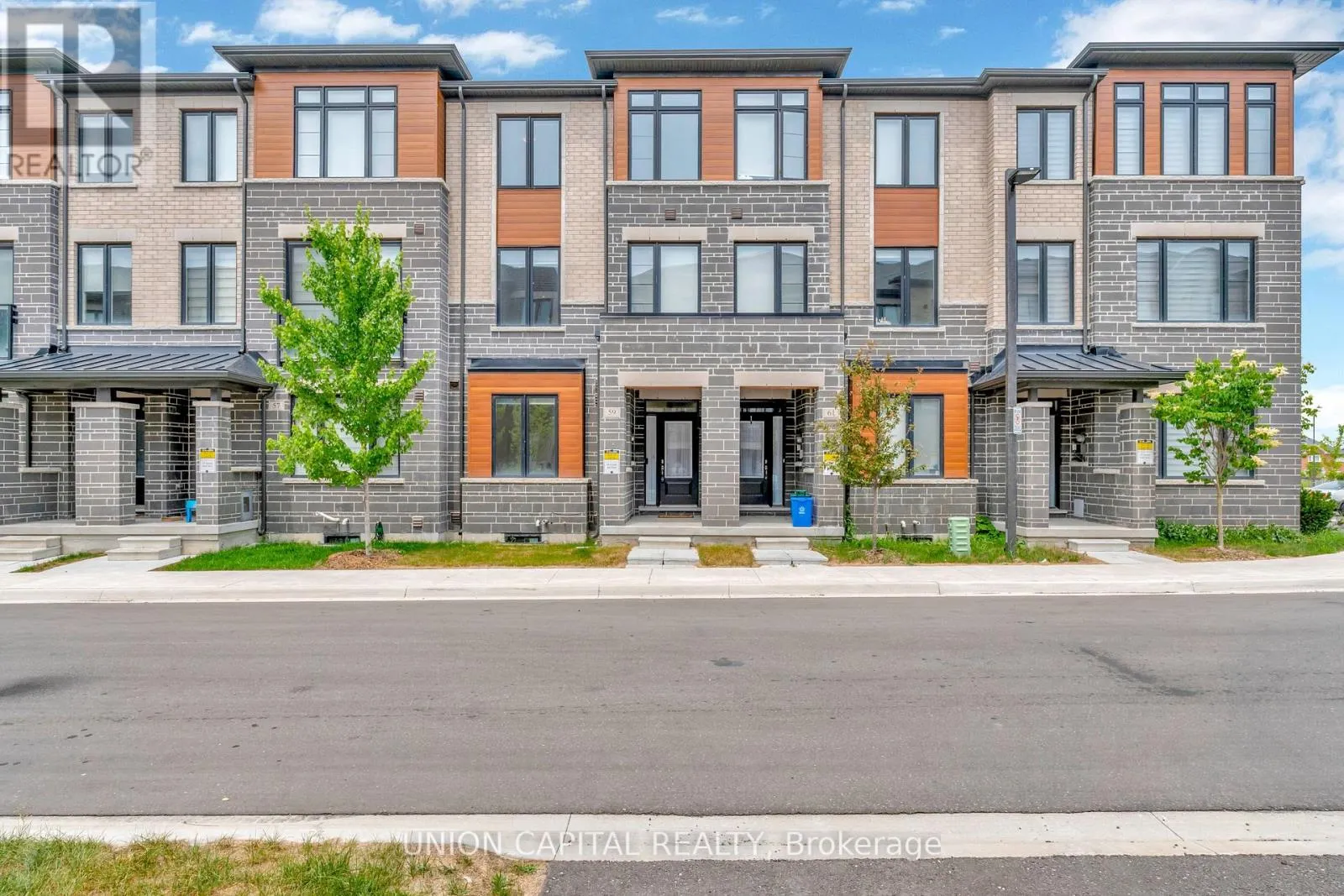 Row / Townhouse for rent: 59 Carole Bell Way, Markham, Ontario L6E 0W2