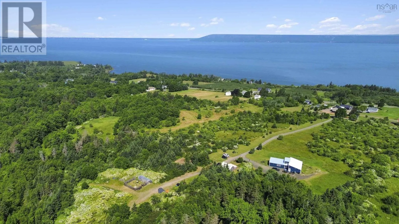 House for rent: 59 Deep Brook Lane, Deep Brook, Nova Scotia B0S 1J0