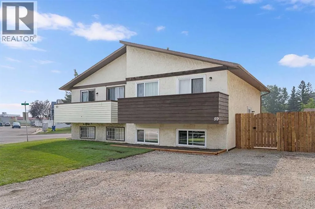 Duplex for rent: 59 Doverville Way Se, Calgary, Alberta T2B 2N6