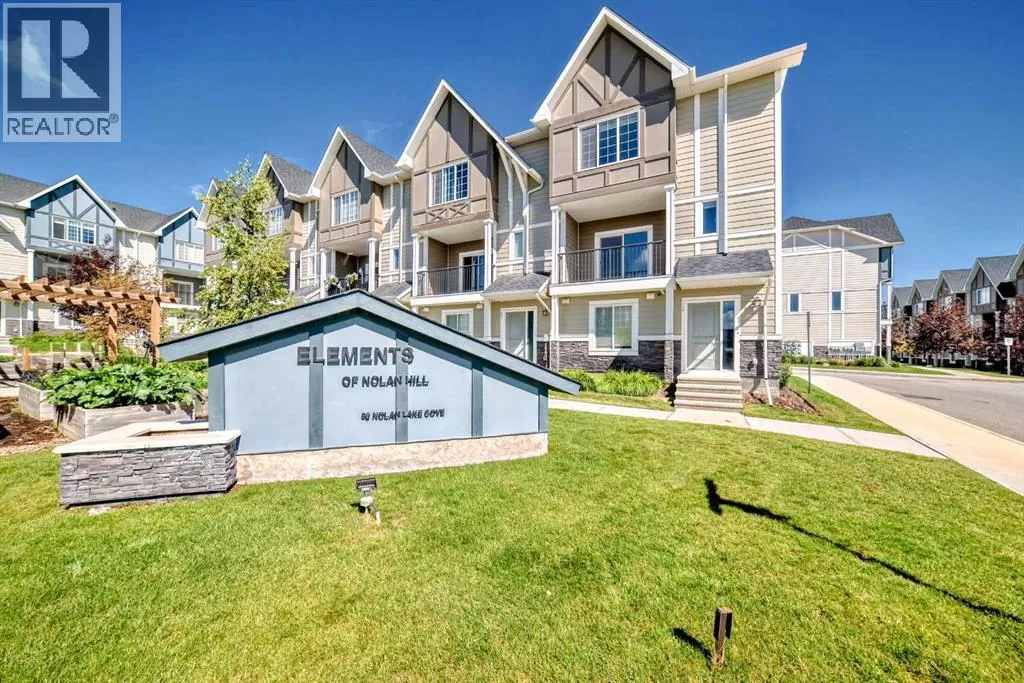 Row / Townhouse for rent: 59 Nolanlake Cove Nw, Calgary, Alberta T3R 0Z7