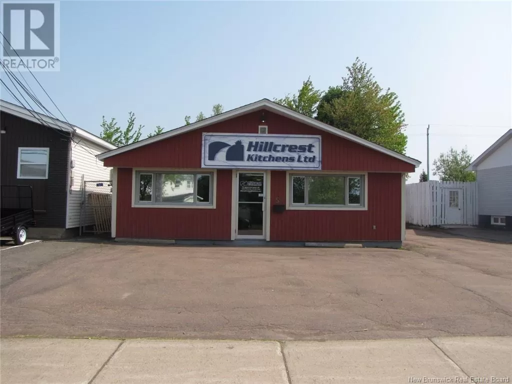 59 Pacific, Moncton, New Brunswick E1E 2G2