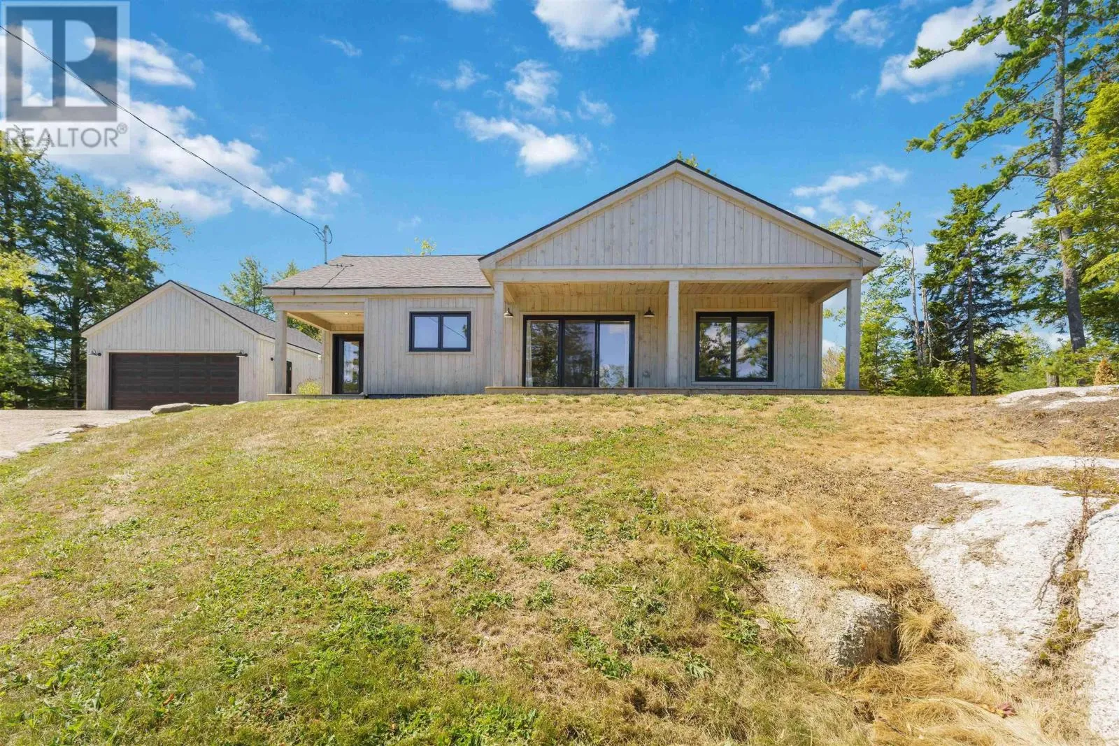 59 Sparrow Lane, Vaughan, Nova Scotia B0N 2T0