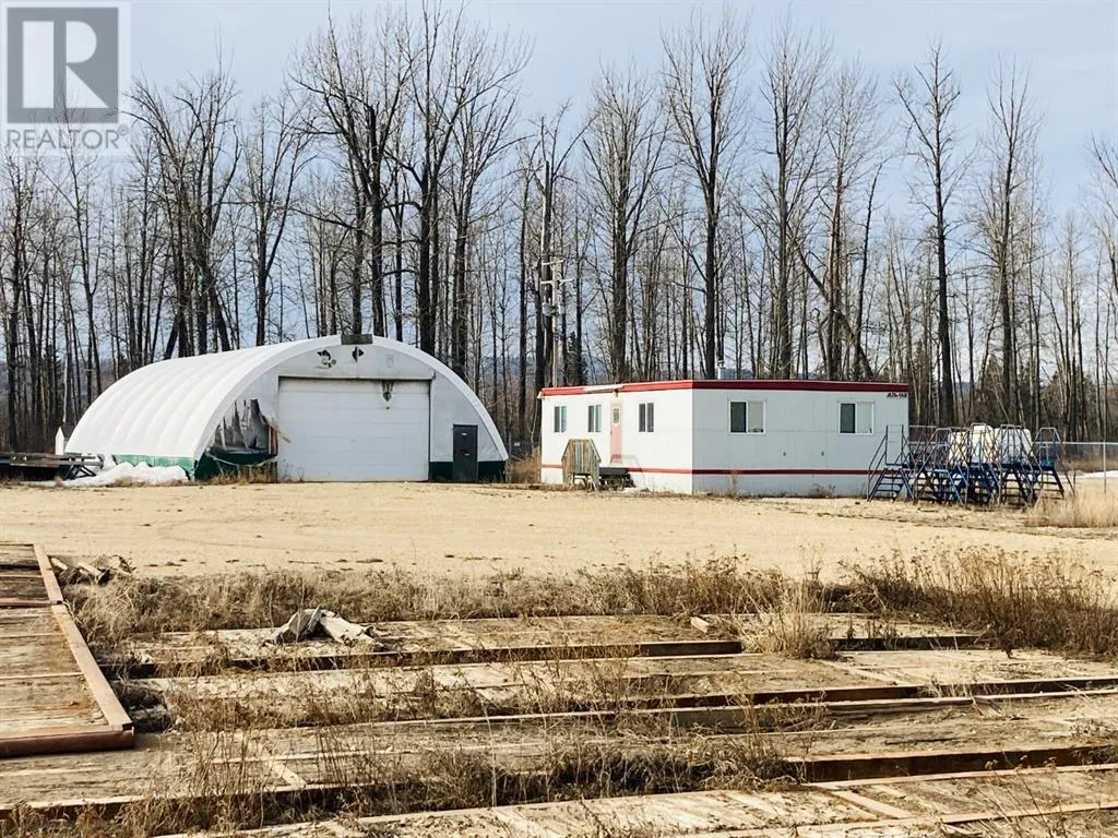 5905, 5907 45th Avenue, Whitecourt, Alberta T7S 0B8