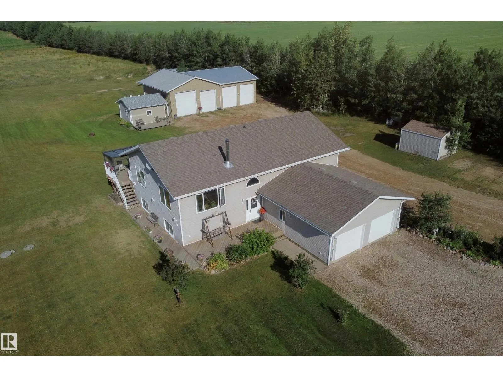 House for rent: 59116 Rge Rd 23, Rural Barrhead County, Alberta T7N 1N4