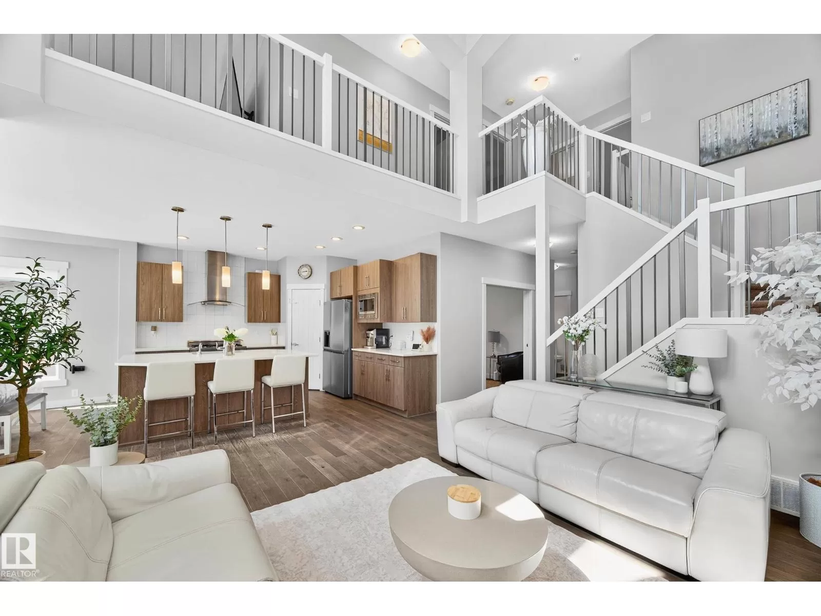 House for rent: 5915 19 Av Sw, Edmonton, Alberta T6X 2A2