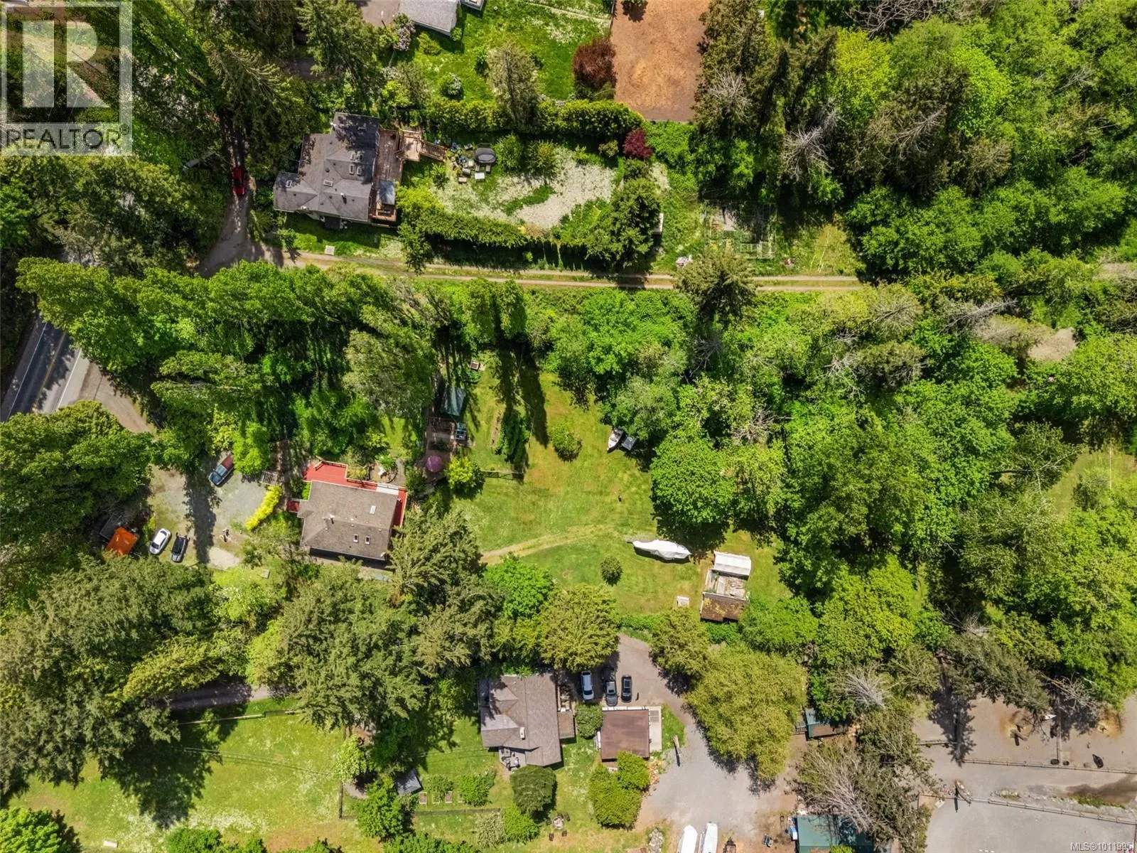 House for rent: 5932 West Saanich Rd, Saanich, British Columbia V9E 2G4