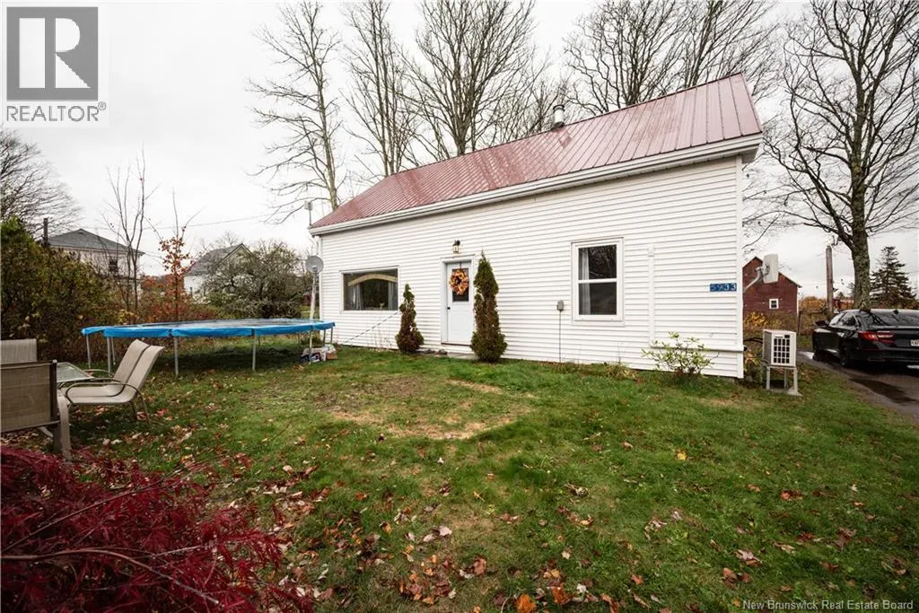 5933 King Street, Riverside-Albert, New Brunswick E4H 4B7