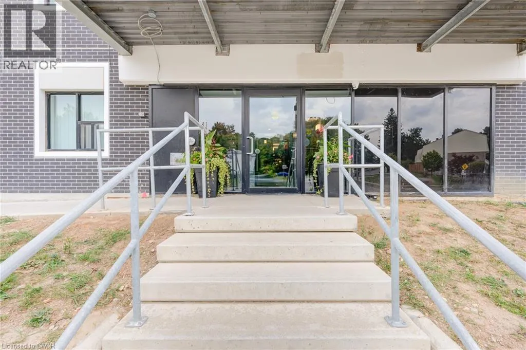 Apartment for rent: 595 Strasburg Road Unit# 309, Kitchener, Ontario N2E 4J1